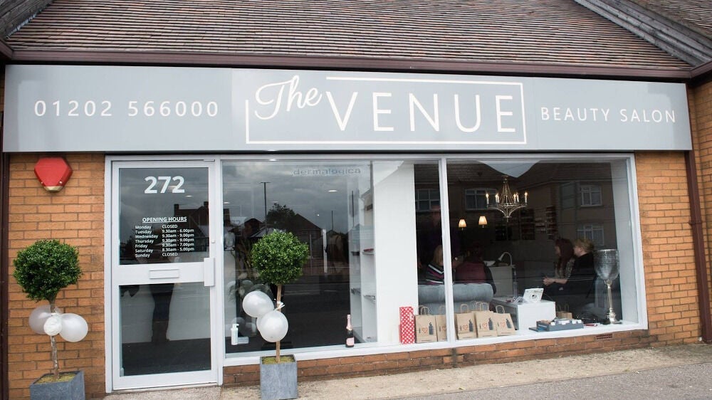 0130f28a-8553-4514-8af4-ba54889219fc-thevenuesalonwallisdown-gb-england-bournemouth-fresha-5573457