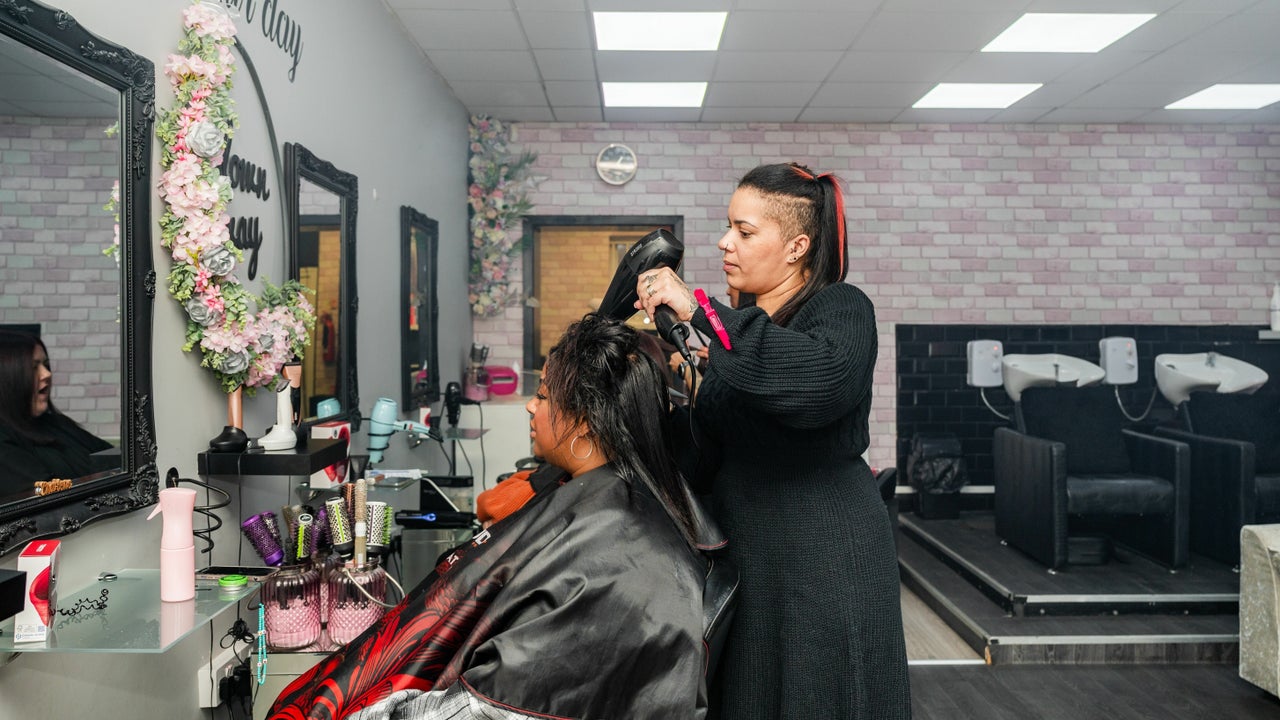 03c526d3-1337-429e-8b46-590d0ddbd109-blownaway-gb-england-wythenshawe-baguley-fresha-2742772