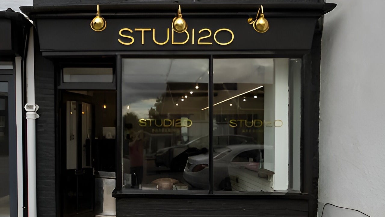 03e63495-6ef8-42fd-bd55-8ec207bd3856-studio120-gb-england-bushey-busheyheath-fresha-1167189