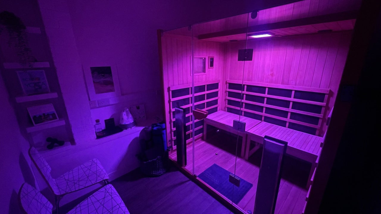 0814582c-d3e5-4524-be34-47f856d77294-mederiwellnessfloat-infraredsauna-massagetreatment-gb-england-garsington-wheatleyroad-fresha-3484933