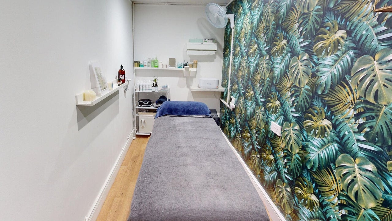 0bf680d3-71d5-4e4e-b531-7f2ccec12ce6-auburnhairbeauty-gb-england-barnham-fresha-7402218