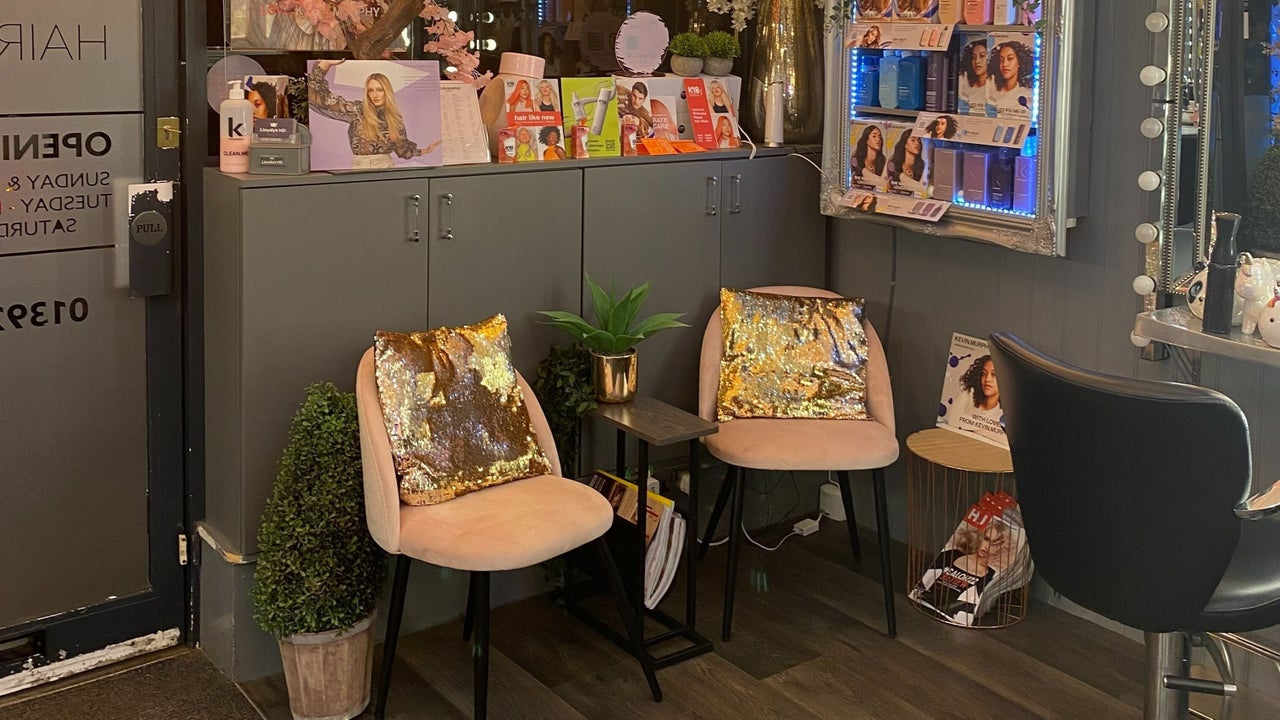 0e45cfc7-6d4d-41c6-a87c-17aafaa03bc3-lloydyshd-gb-england-exeter-pinhoe-fresha-1544173