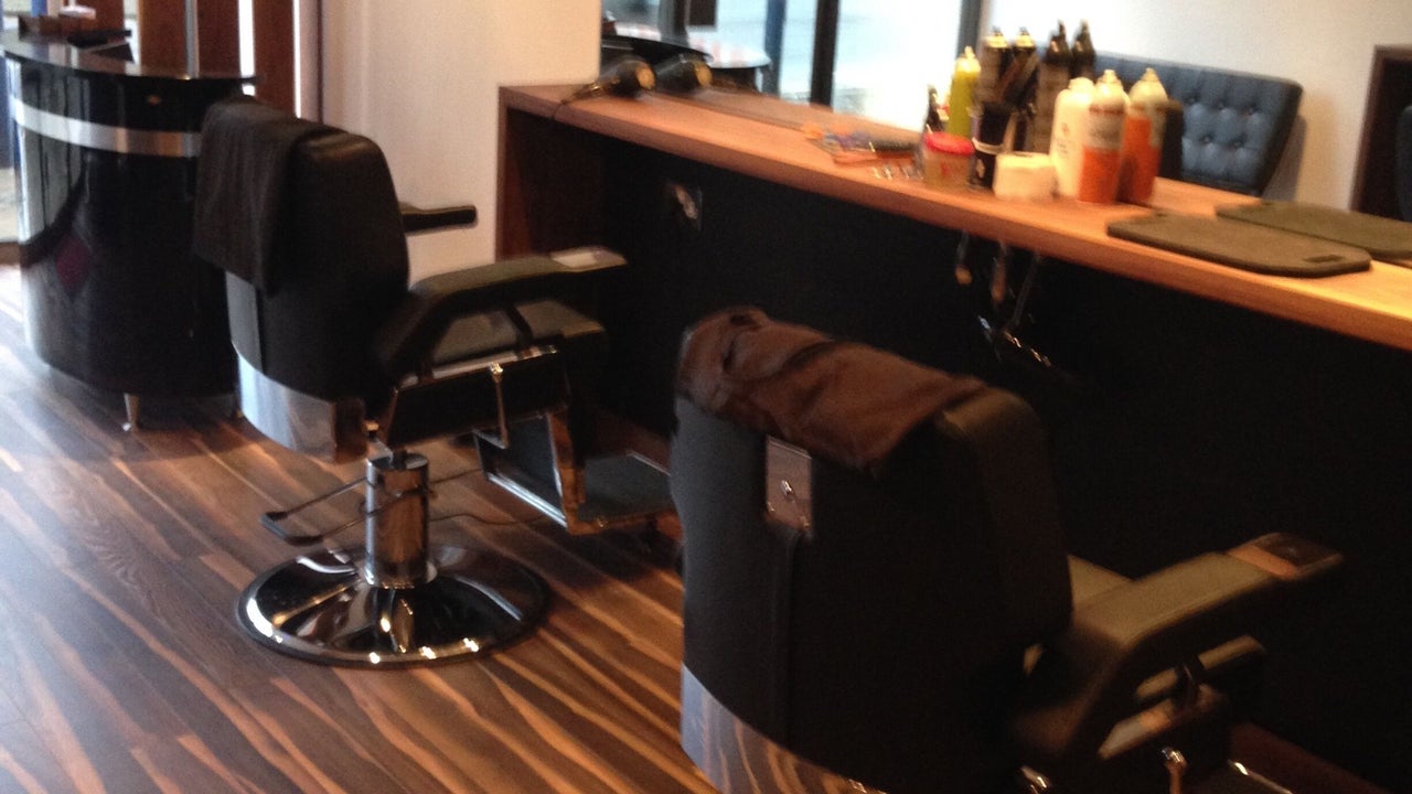 0ef44dd1-5582-440c-935f-89537f65f196-kimoysunisexhairandbeautysalon-gb-england-gravesend-fresha-2158584