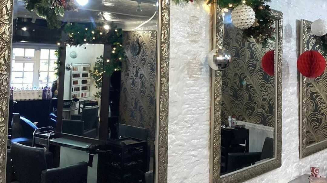 10ebec15-bcdb-40ed-bd05-b9a2ac7ae044-thehairgallery-gb-england-lostwithiel-fresha-4769440