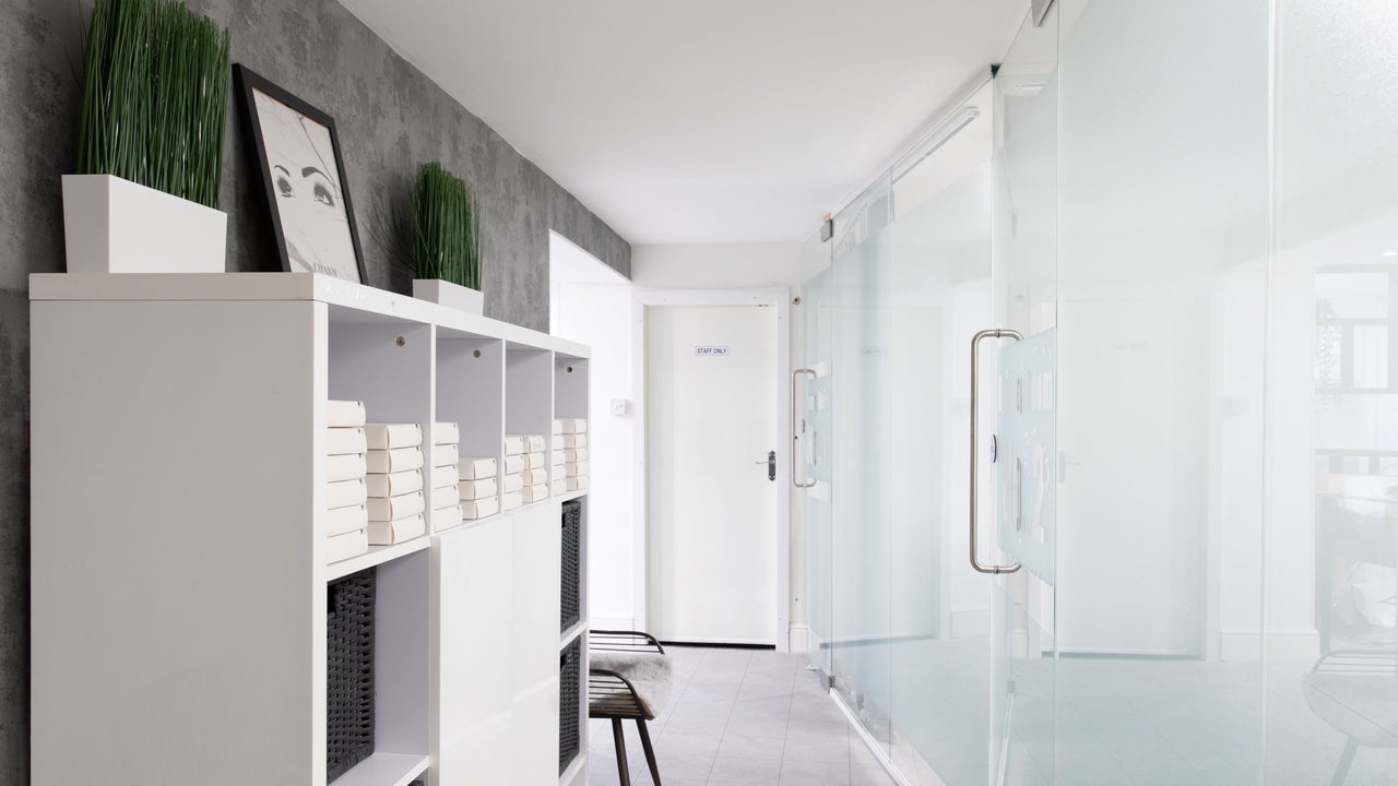 133a5e9e-3ba9-432f-98b8-7dec83d8ddec-9781886