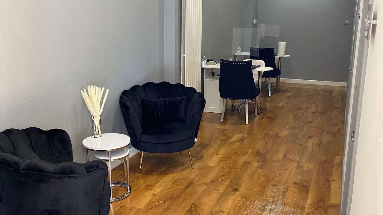 16eaa41d-d919-4ae6-a19e-668ebae7e346-allaboutyou-gb-scotland-penicuik-fresha-8505703