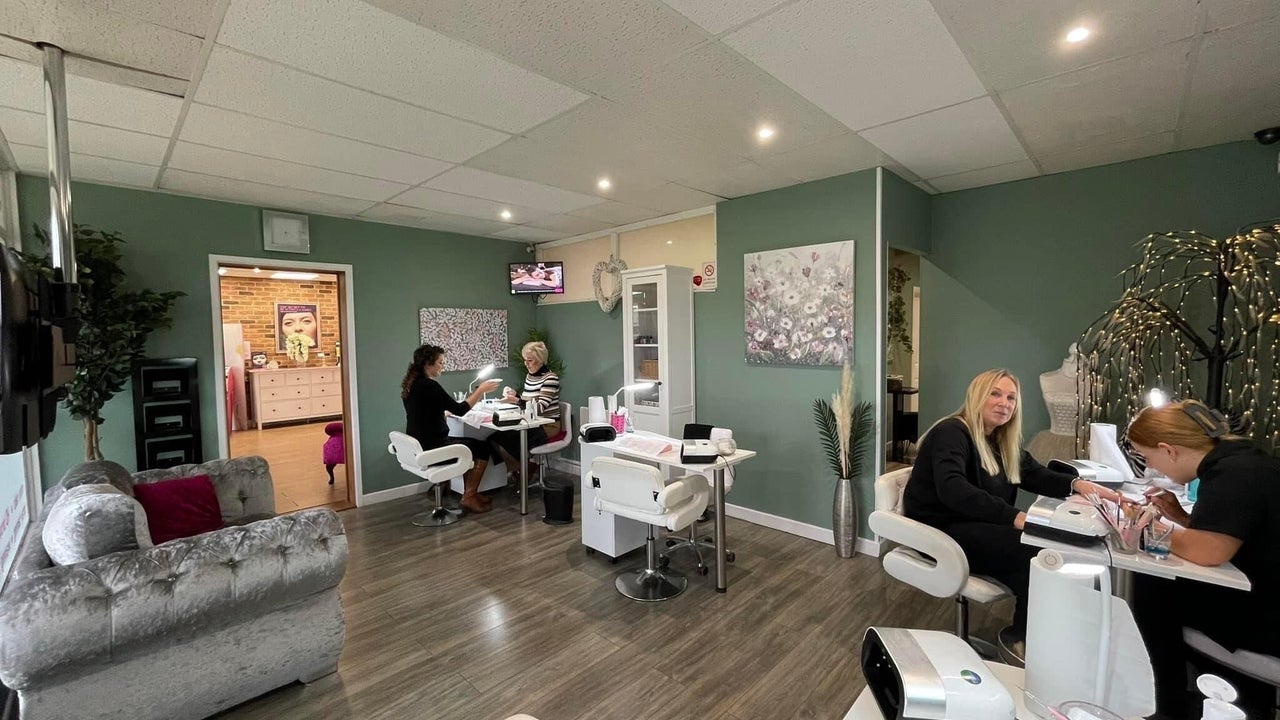 1b5a3200-838d-480c-8d6e-16a97fb2aa82-illusionsbeautysalon-gb-england-wymondham-fresha-4589450