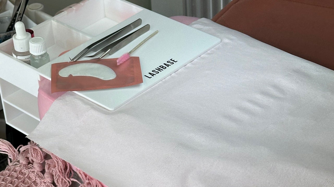 1bac649e-0705-4da7-9110-eb3b10782210-worldsendhairbeauty-gb-england-burgesshill-fresha-6925996