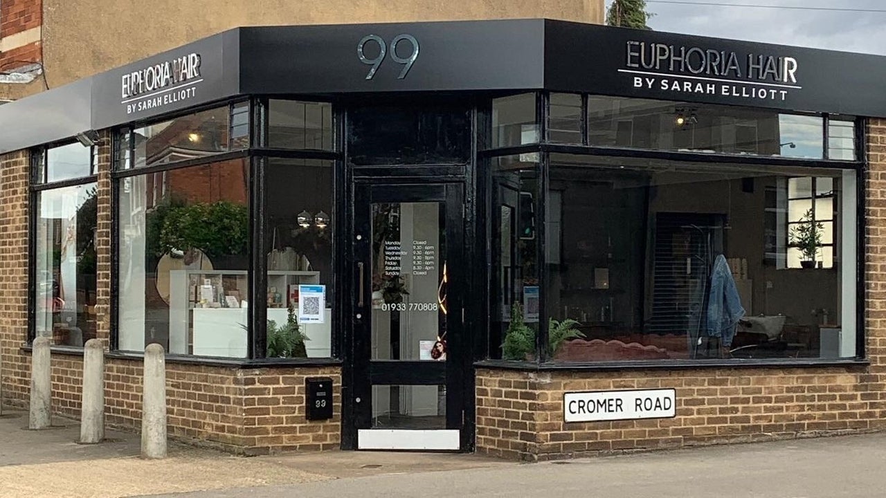 1ef57554-2c05-4d9b-8c6a-56cd7cb634e3-euphoriahair-gb-england-finedon-fresha-9595638