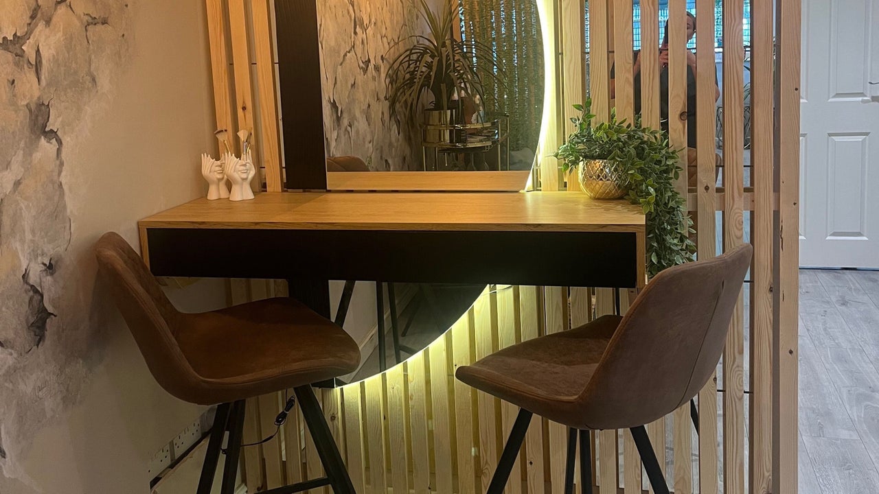 20078dfb-83e3-4660-8734-f1450ebcb200-edensalon-gb-england-tyldesley-astley-fresha-8905327