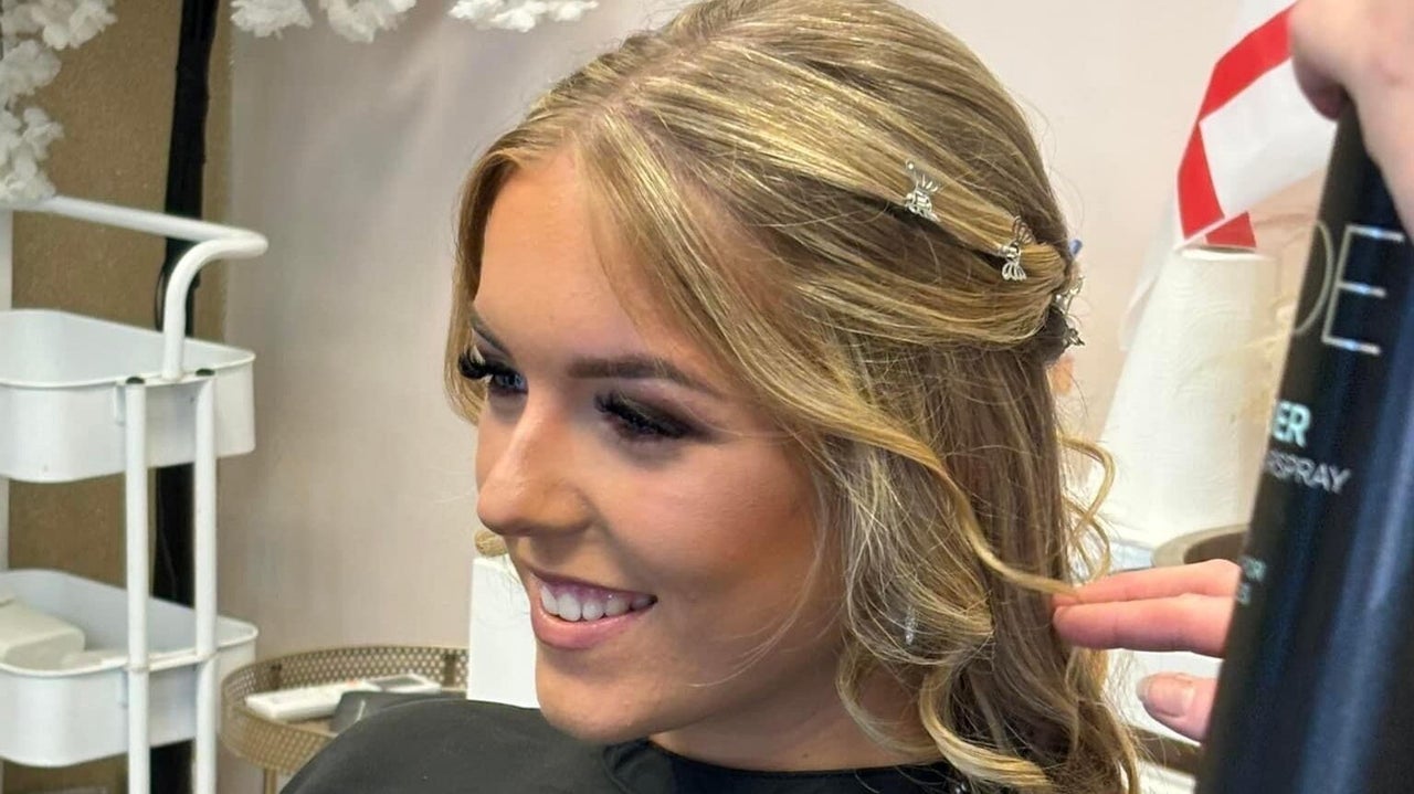 2632a91b-2e0e-4ce6-9eeb-8e8addac60f7-thehairroomhairandbeauty-gb-england-langleymill-fresha-9126666