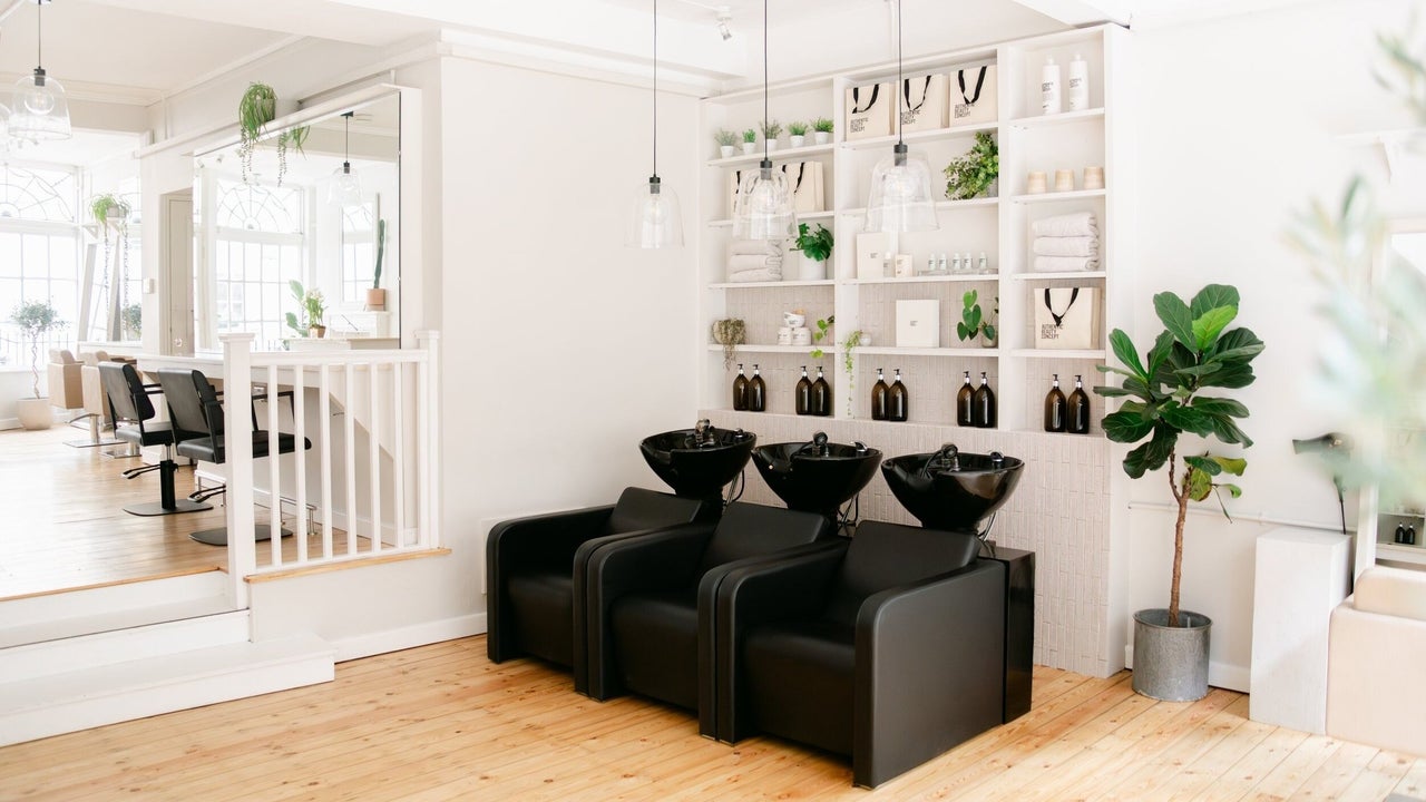 2985910a-ab3d-42f4-b669-d236273ff89e-12trimstreet-gb-england-bath-fresha-4969439