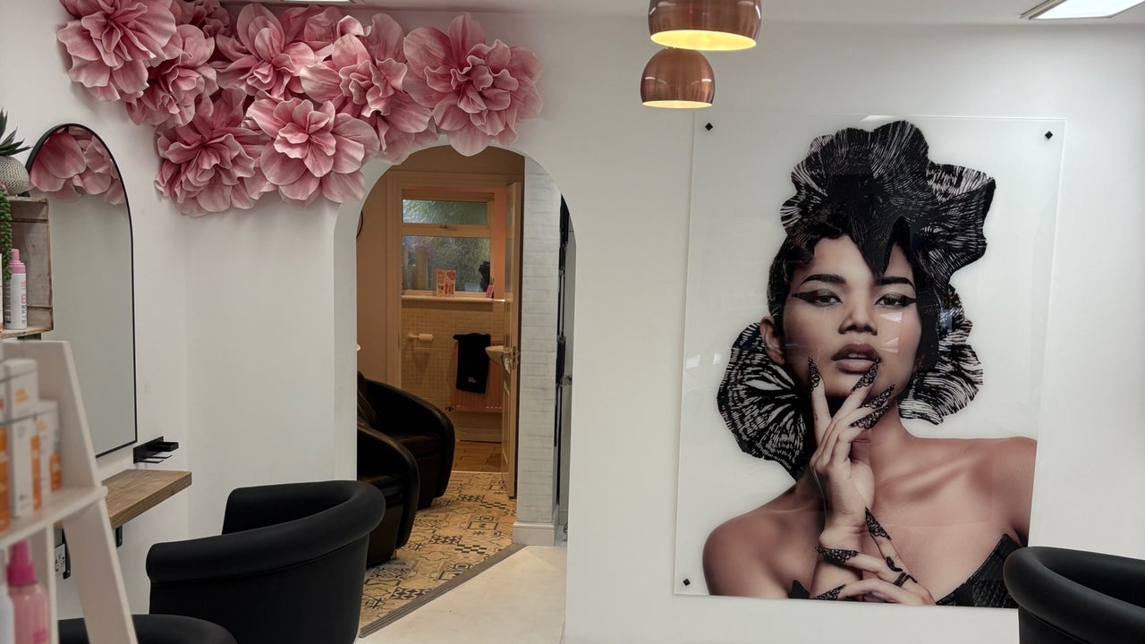 29905008-df0b-4ce1-8d00-963e451a1df7-shelleylanesalon-gb-wales-aberkenfig-fresha-7187955