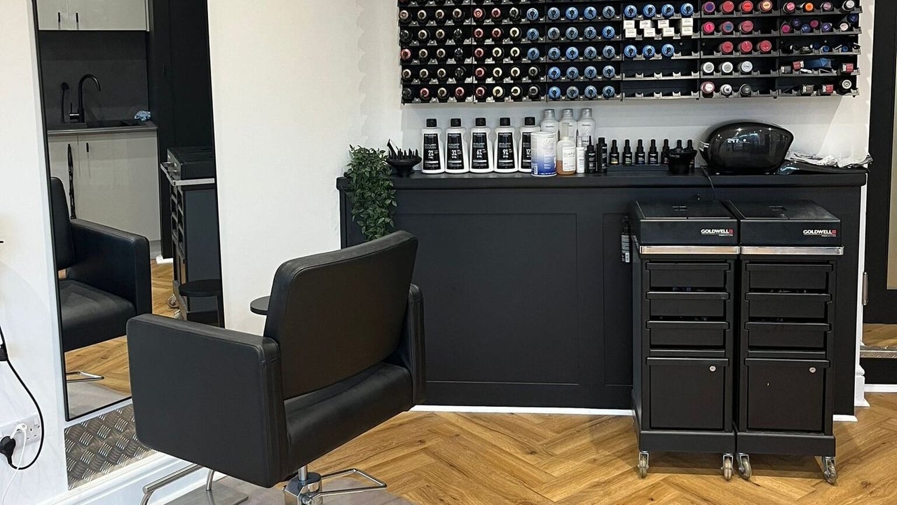 2b4415db-0ae0-4fa2-862b-d05e2b5890f0-andrewdavidhair-gb-england-lymington-fresha-9826667