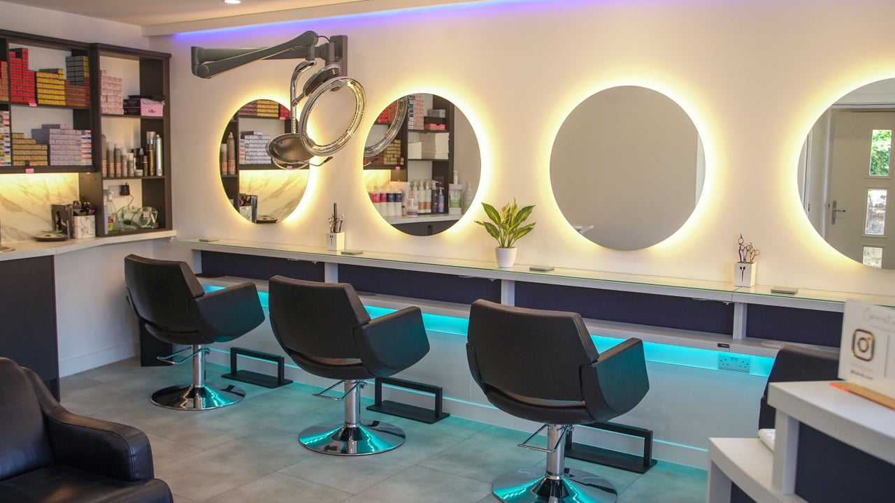 30587dca-c3a1-47bc-bf7b-5ac30a2e4d87-kaleidohairbeauty-gb-england-whitwell-fresha-1148025