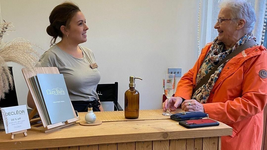 32e8fcb7-8cd0-48c7-b4d1-96b1554868e8-thelazybarn-gb-england-sherborne-fresha-6804173