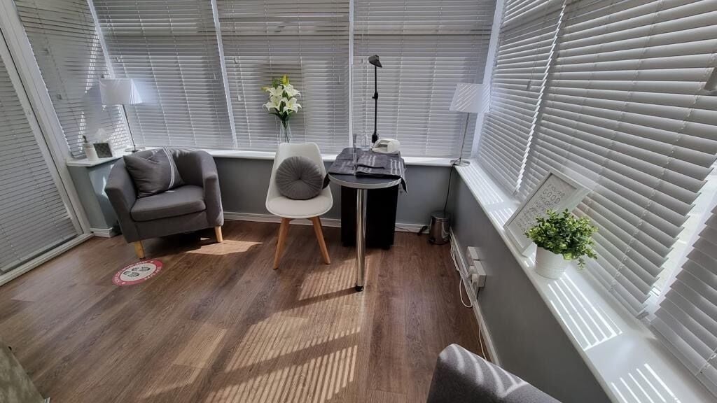 344585ee-33bf-43d6-9416-f0b245d7822c-9953818