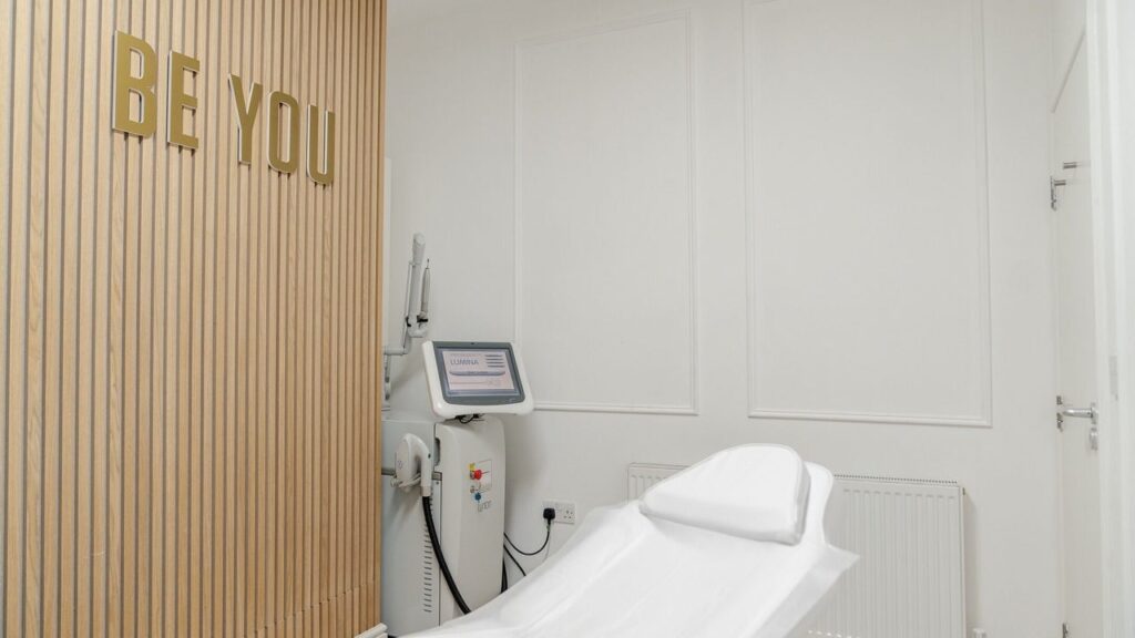 36401b57-e5fa-423b-84cf-908322cd7493-beyouleeds-gb-england-leeds-kirkstall-fresha-4381530