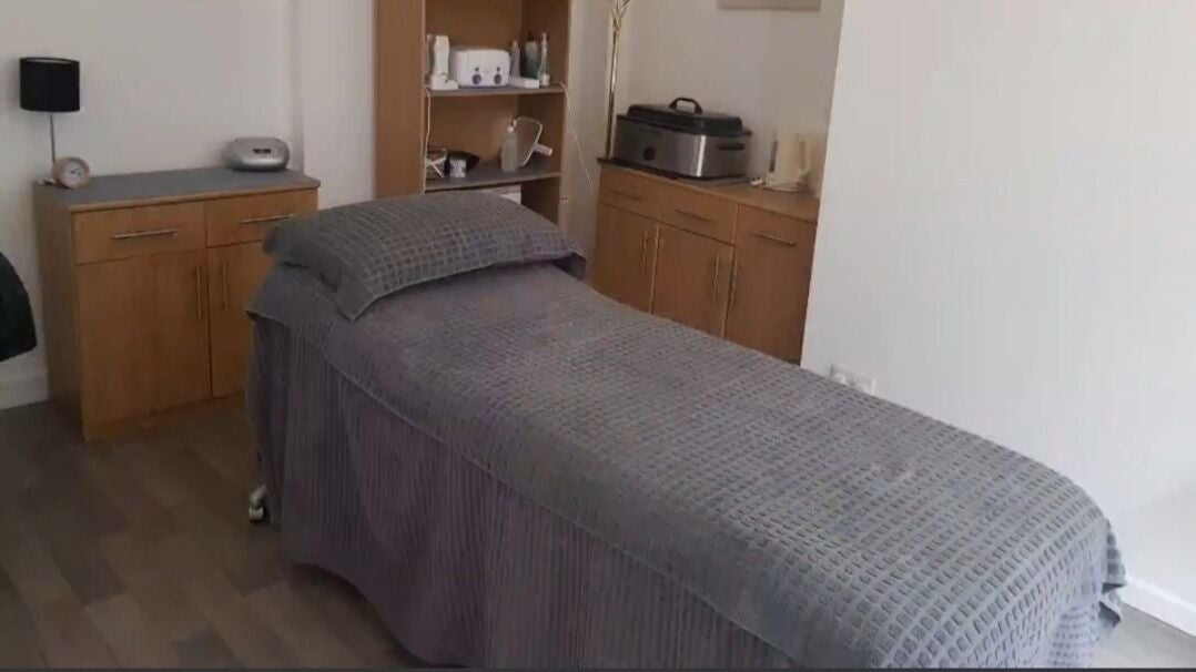 38665080-ba9d-48e8-b67f-9b10d6c986fe-2844039