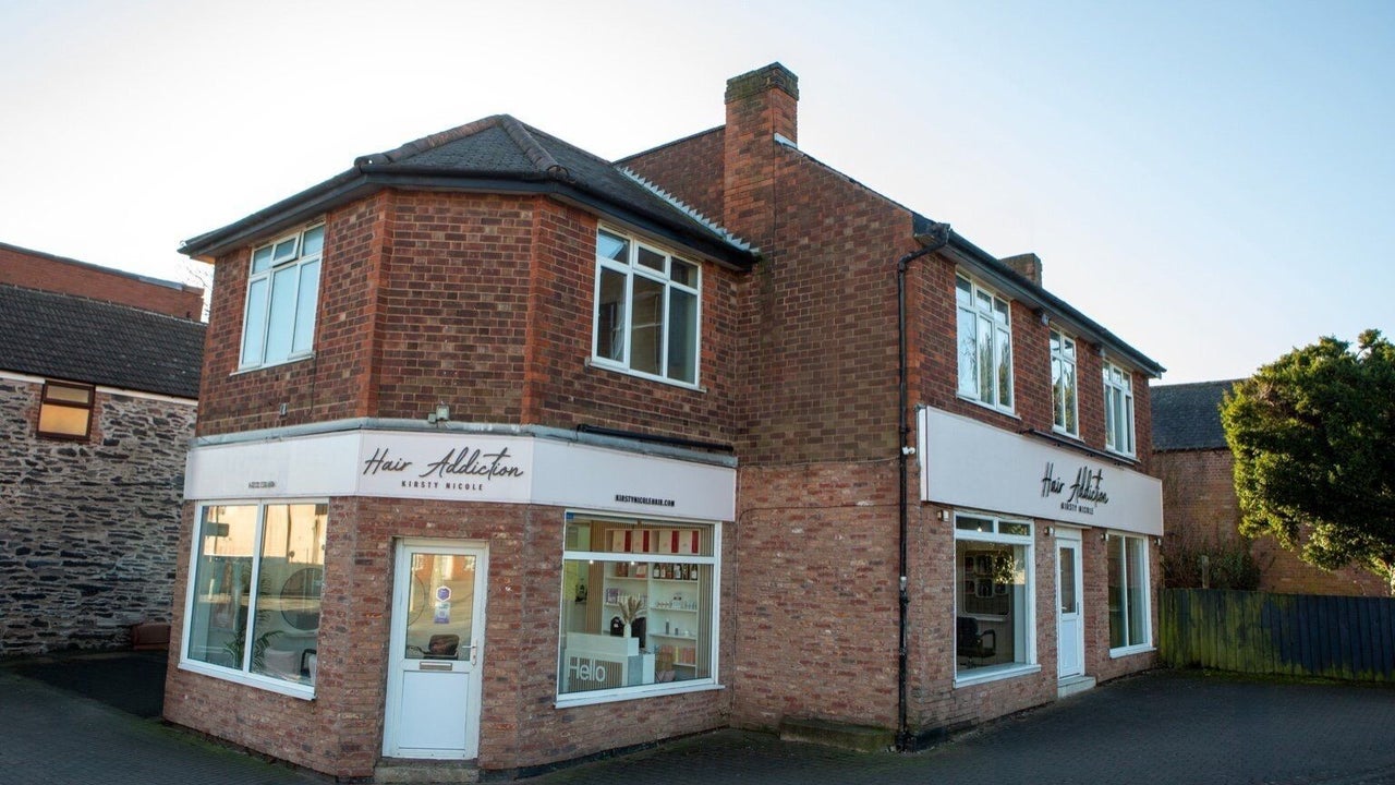 3907c04c-43d8-460d-b256-cf22854962ee-hairaddictionkirstynicole-gb-england-birstall-fresha-8375714