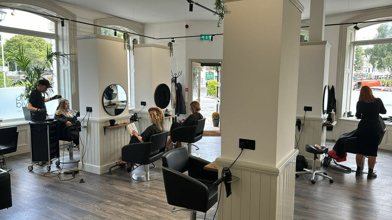 3b7285e3-2373-435b-a2a5-c9749ae56291-daviddavid-gb-england-plymouth-fresha-2917612