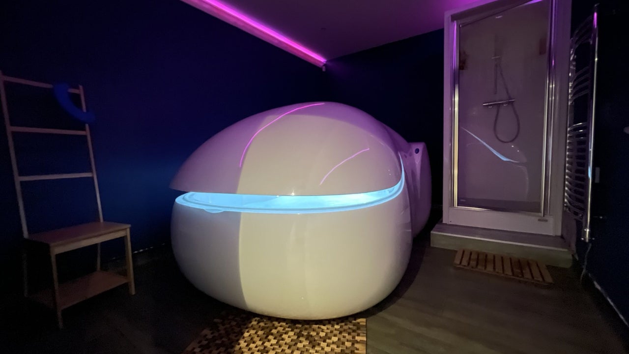 3edb30b5-1a41-4186-b571-c685107d0875-mederiwellnessfloat-infraredsauna-massagetreatment-gb-england-garsington-wheatleyroad-fresha-6019776