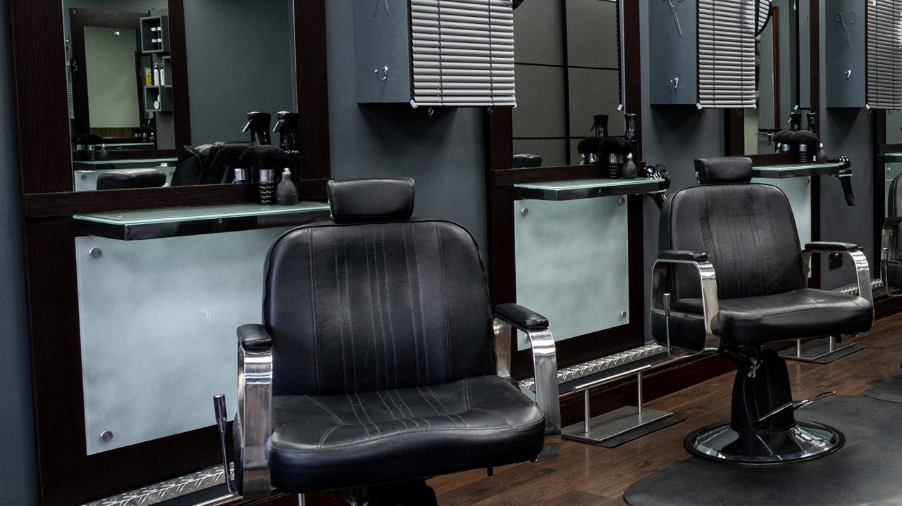 3f9d917d-ba0f-41cd-b525-650a28d0541d-haircutscutsnclippersbarbers-gb-england-horley-fresha-5477171