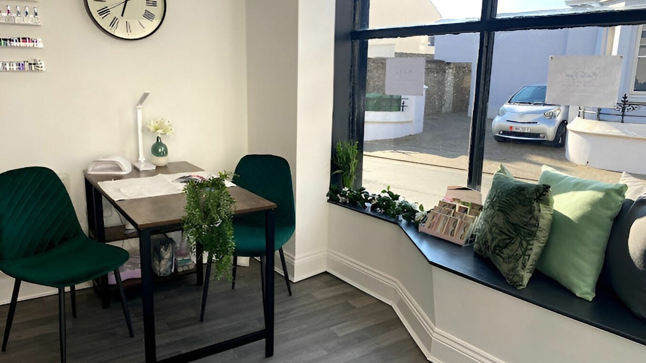 400ad204-c0da-4959-acbf-b93759d999f0-thelilyretreatbeautyroom-gb-peel-fresha-8952193