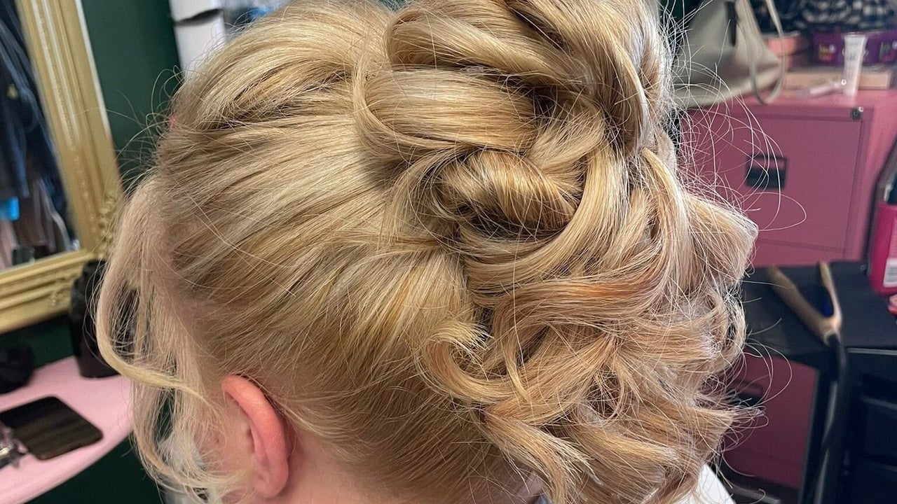 401b19af-b14c-4591-b222-48775e214774-beardandblowhairdressingsalon-gb-england-romford-fresha-5811195