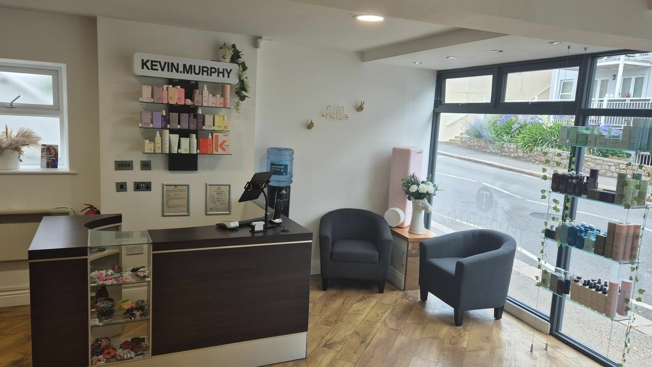 458d30bc-576c-4f5f-857b-2aad03a87f99-temptationshairandbeauty-je-jersey-jersey-fresha-9489988