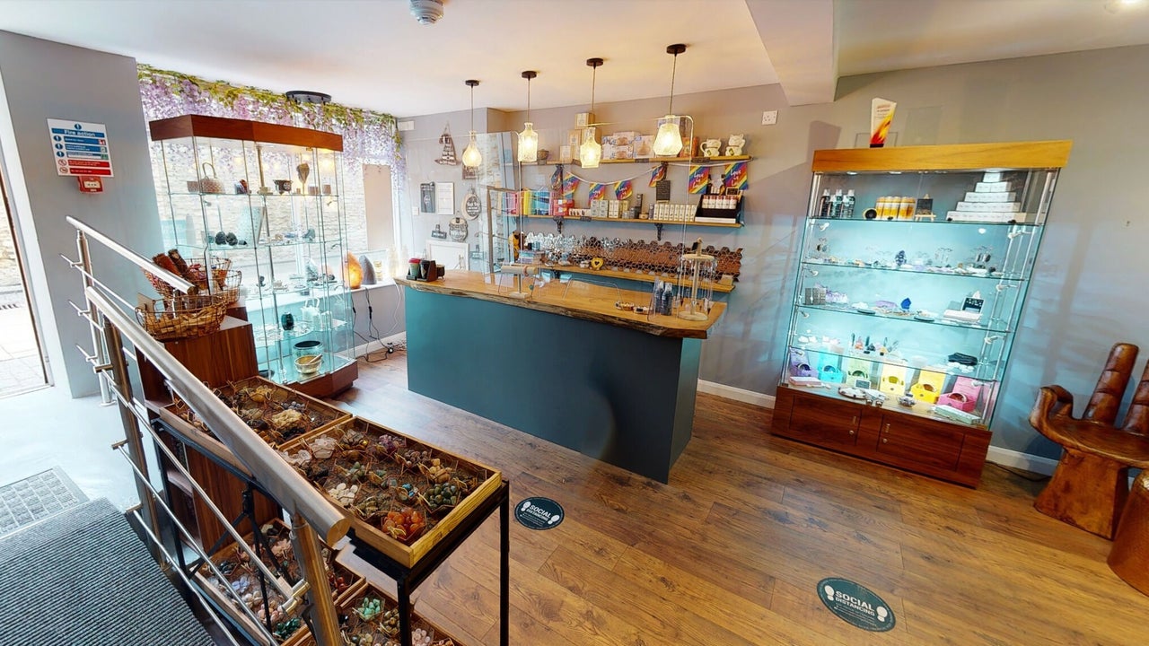 4637c94c-fa32-45e1-a5d4-1449a8fd8cbe-theavalonrooms-gb-england-witney-fresha-4949064