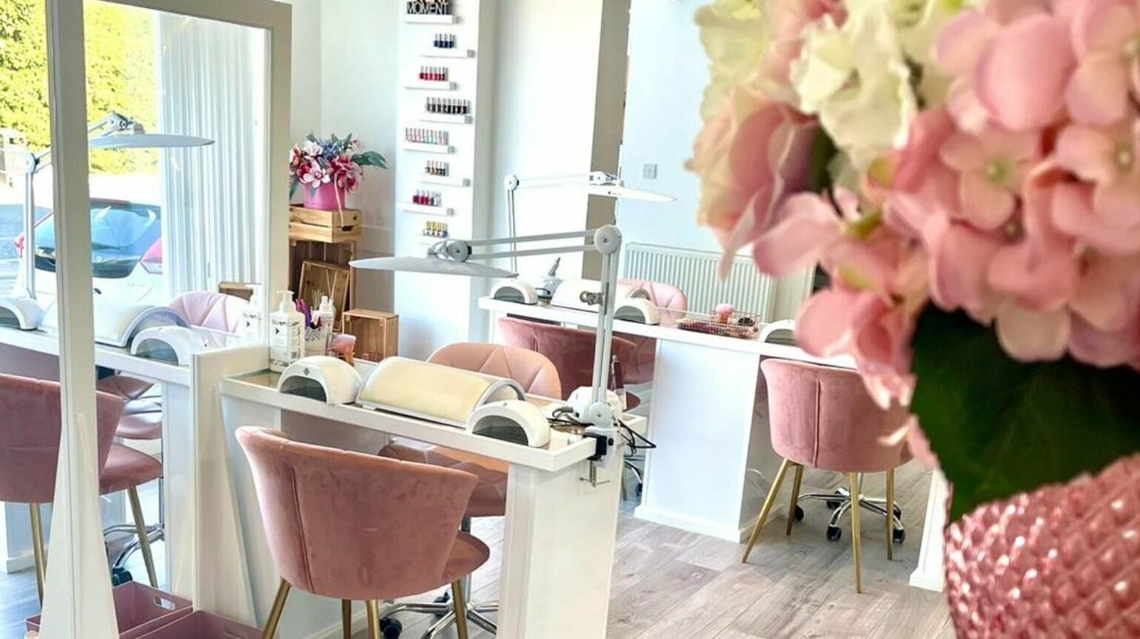 49be60a2-4b50-44bf-ba2e-9339cb07fb34-indulge-gb-england-leeds-crossgates-fresha-2120753