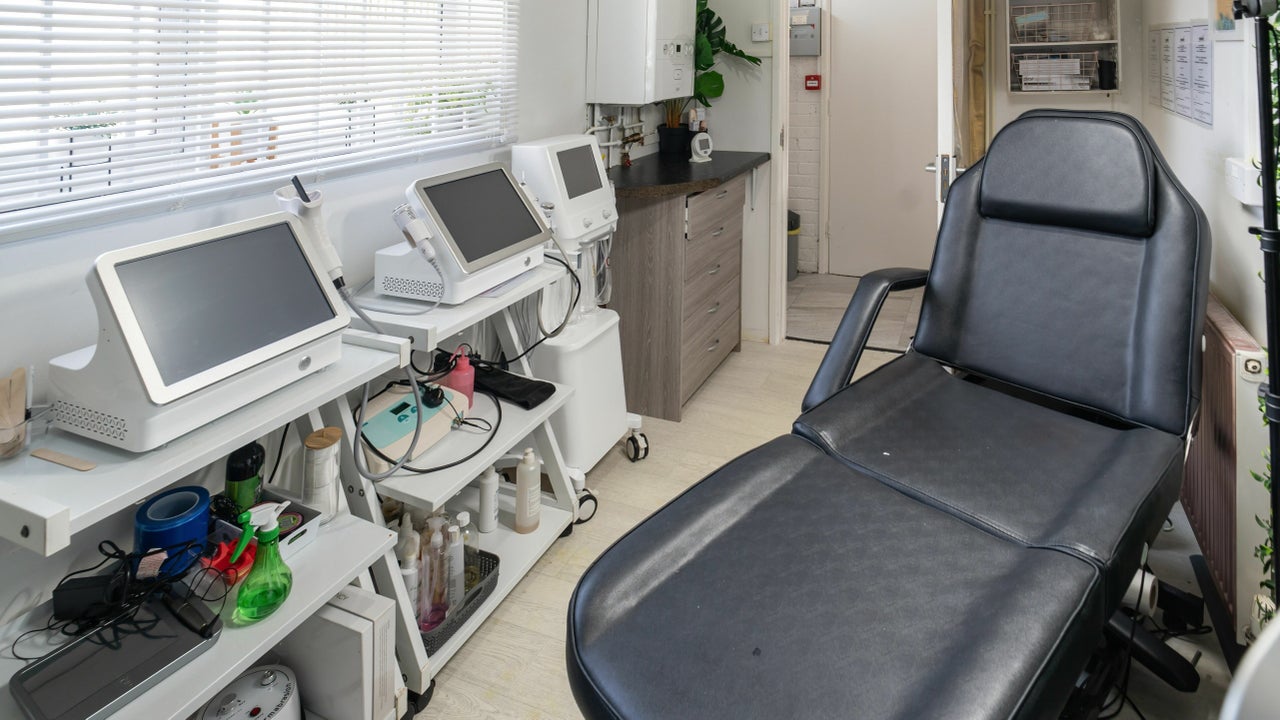 4a13473b-7219-4deb-95f6-b8c472d507ae-indulgencethesalon-gb-england-frome-fresha-5250493