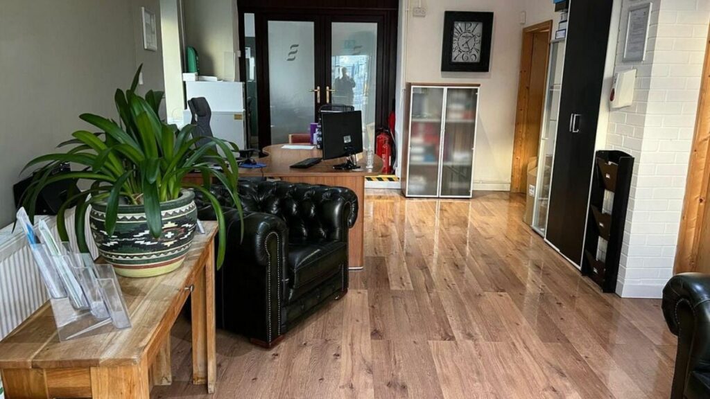 4c15f6b5-1bd4-4b33-b3d3-3ae81b2c2bde-swanseahealthsolutions-gb-wales-gowerton-fresha-1946739