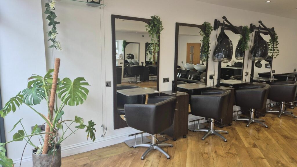 4cfecc2d-cfc4-404f-95ee-4ecc7345952c-temptationshairandbeauty-je-jersey-jersey-fresha-5896585