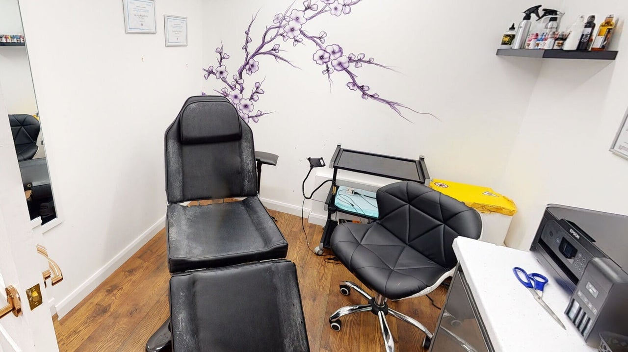 4fa00b56-02cf-4530-9233-221206dcd686-theavalonrooms-gb-england-witney-fresha-9445274