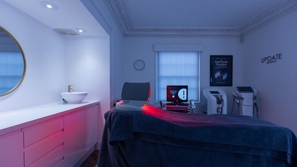 54096301-20a2-445f-8654-0a8f4cc2362b-updateaestheticslemonstreet-gb-england-truro-fresha-1465041