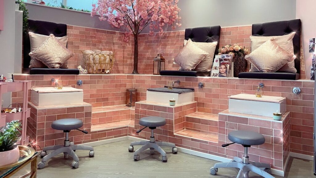 59d84ed9-8d5f-4b8d-b215-bfcb14aeabab-1025553