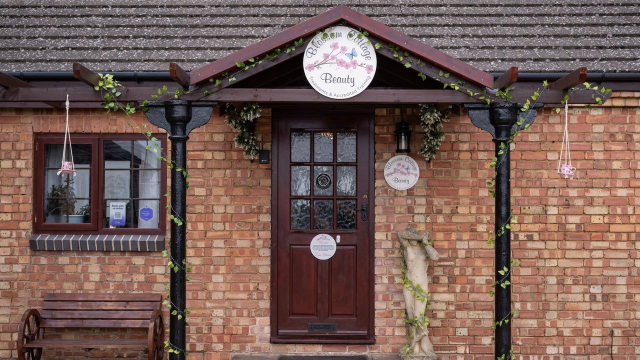 5addc937-a9dd-491a-8221-7d3fc4a7db3e-blossomcottagebeauty-gb-england-rugby-hillmorton-fresha-2008720