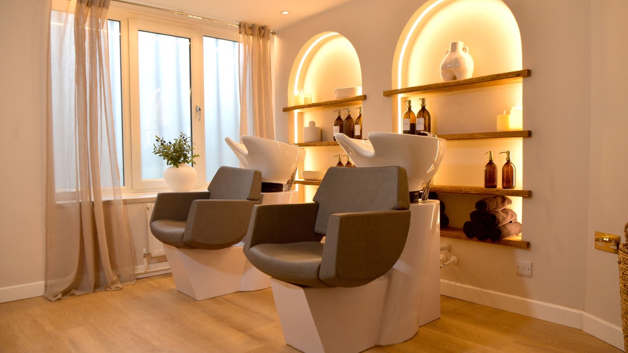 5b2d6038-2fb0-44bd-929b-0a917d657408-blush22hairandbeautylounge-gb-england-bradford-idle-fresha-4826990