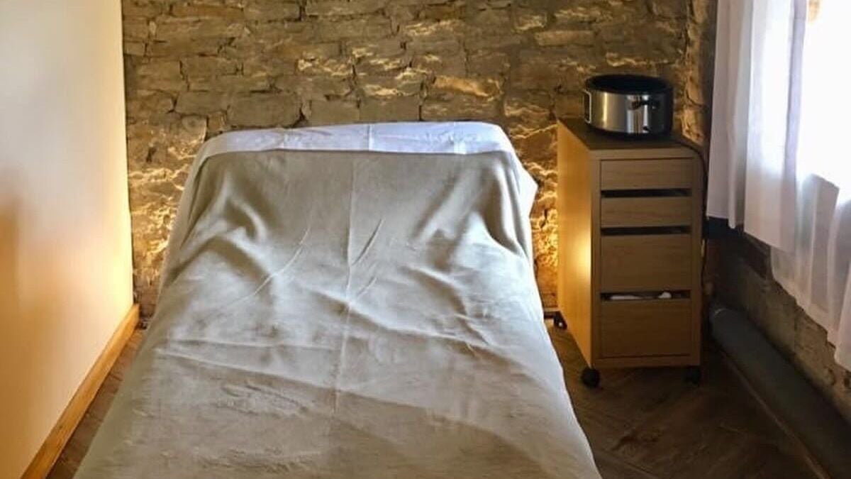 5b3fe806-cf35-47e2-9c6a-e004fd4e9220-bodyrevive-gb-england-barnsley-fresha-3372220