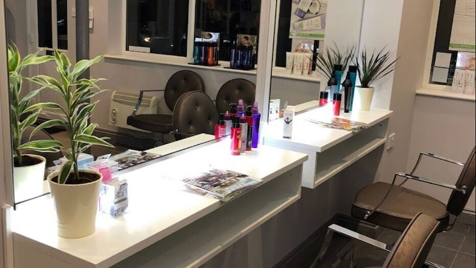 5c3f59cf-95b7-494e-ab7c-a8d5dcd95026-invidiahairandbeauty-gb-england-norwich-fresha-7272410