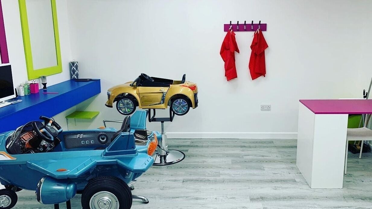 5f1c8f95-426e-4b02-bf9d-286053afa98e-kidzcuts-gb-england-keynsham-fresha-7031616