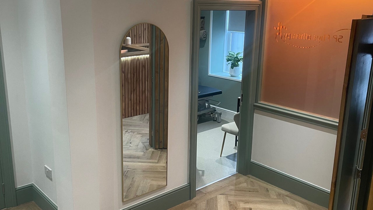 5f23d141-bfcb-4bc0-9bb8-d4aacefda8be-spphysiotherapy-gb-scotland-paisley-fresha-7675990