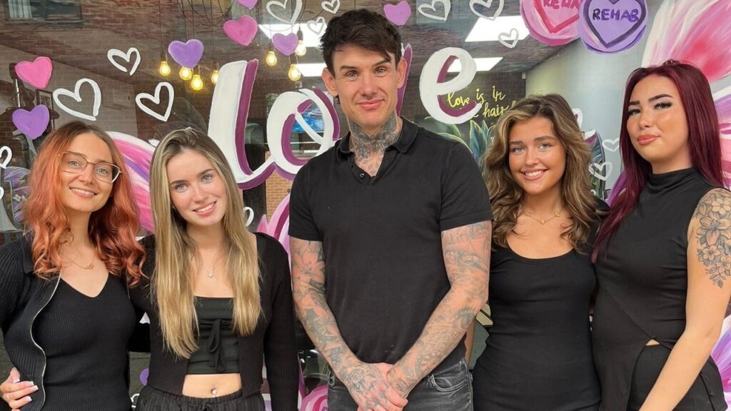 608e20e1-fcb2-4b43-8b14-41ae14225207-rehabhairsalon-gb-england-allesleypark-fresha-6660014