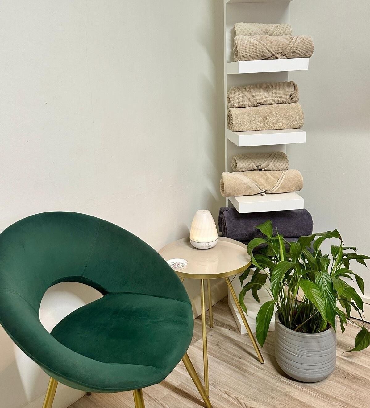 61fab00e-a6b2-4b9b-853e-d2489c1fb1f1-organictreatmentcompany-gb-england-fareham-fresha-9393590