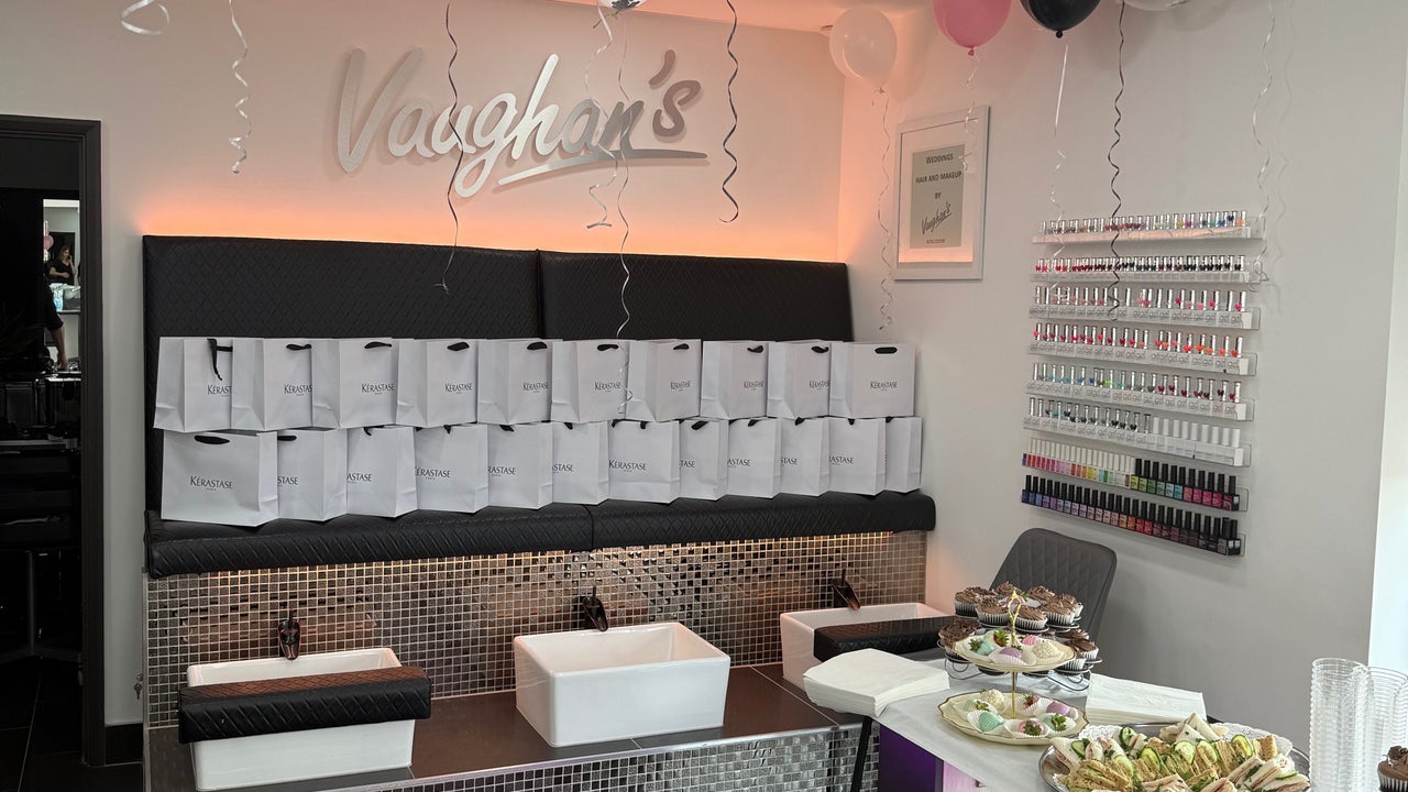 647b59fd-f13a-4ce7-8e10-133f2d883e8c-vaughanshairandbeauty-gb-england-plymouth-fresha-4991852