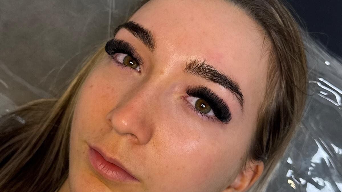 6811ee17-4ea6-4ee4-952b-bb57169742b5-glossglo-gb-scotland-paisley-fresha-6217523