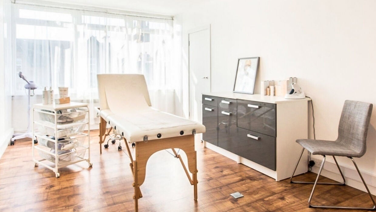 6a770071-e4a6-4ed9-8780-3edacba4c719-7740804