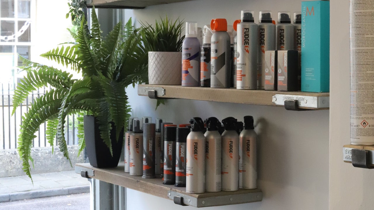 6cb2418c-8890-48e6-82a2-d2b1cf8de91e-strawberryfieldshairdesign-gb-england-corsham-fresha-2273043